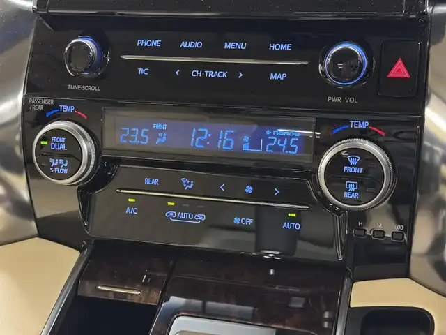トヨタ アルファードハイブリット X 三重県 2020(令2)年 3.8万km ホワイトパールクリスタルシャイン ハイブリッド/E-Four（4WD）/MTモード付インパネCVT/純正 9インチナビ/（AM/FM/CD/DVD/TV/USB/iPod/Bluetooth/CarPlay/AndroidAuto）/純正 12.1インチ後席モニター V12T-R68C/バックカメラ/両側パワースライドドア/ドライブレコーダー 前後/ビルトイン ETC2.0/Toyota Safety Sense/●プリクラッシュセーフティ/●レーントレーシングアシスト/●オートハイビーム/●レーダークルコン/●ロードサインアシスト/・インテリジェントクリアランスソナー［パーキングサポートブレーキ（静止物）］/装備/・【OP】ツインムーンルーフ/・オットマンシート/・左右＆後席独立オートエアコン/・オートライト/・LED ヘッドランプ＆フロントフォグランプ/・ステアリングスイッチ/・純正16inAW/・電子パーキングブレーキ＆ブレーキホールド/・プッシュスタート/・スマートキーx2、純正リモコンスターターx1/など