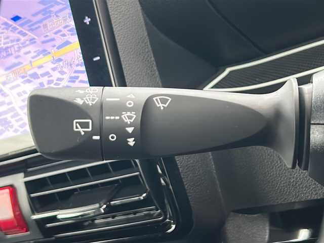 ダイハツ タント カスタム RS 愛知県 2024(令6)年 1.2万km ブラックマイカメタリック/シャイニングホワイトパール /禁煙車/ワンオーナー//ディーラー10インチSDナビ//純正12.8インチフリップダウンモニター//フルセグTV/Bluetooth//CD・DVD/HDMI・USB//ビルトインETC2.0//前方ドライブレコーダー/（DRN-H72N）//純正オプションALPINE/プレミアムサウンドシステム//スマートアシスト//衝突軽減ブレーキ//車線逸脱抑制・警報機能//誤発進抑制機能//コーナーセンサー//アダプティブクルーズコントロール//両側パワースライドドア//D/N席シートヒーター//電動パーキング//ブレーキホールド//電格ミラーウィンカー//プッシュスタート//ISOFIX//純正ドアバイザー//フロアマット//スマートキー×2//取扱説明書//新車保証書