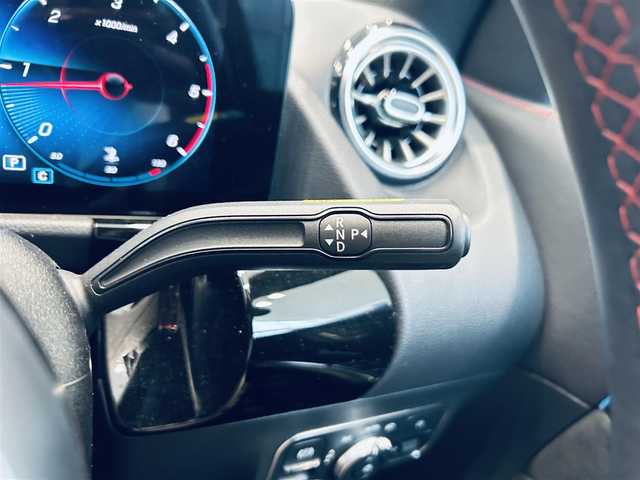 メルセデス・ベンツ ＧＬＡ２００ｄ 4マチック AMGライン 大阪府 2021(令3)年 1.2万km コスモスブラック レーダーセーフティ/ハーフレザー/メモリ付きパワーシート/シートヒーター/ACC/純正ナビ/TV/３６０度カメラ/純正19インチＡＷ/ＬＥＤヘッドライト/アンビエントライト/電動リアゲート/ブラインドスポット/ワイヤレス充電