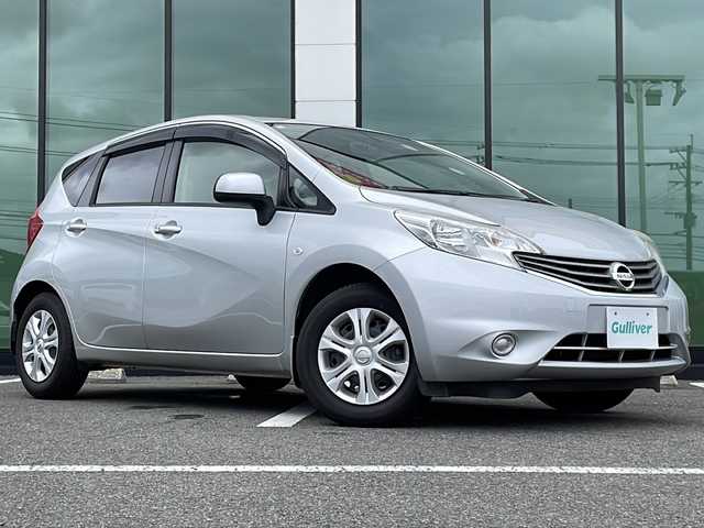 日産 ノート X DIG－S 福岡県 2012(平24)年 3.1万km ブリリアントシルバー スマートキー/エンジンプッシュスタート/スペアキー/電動格納ミラー/Wエアバック/純正フロアマット