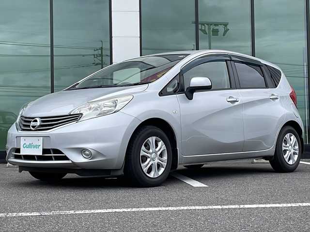日産 ノート X DIG－S 福岡県 2012(平24)年 3.1万km ブリリアントシルバー スマートキー/エンジンプッシュスタート/スペアキー/電動格納ミラー/Wエアバック/純正フロアマット