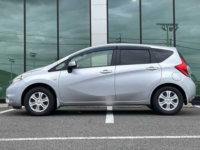 日産 ノート X DIG－S 福岡県 2012(平24)年 3.1万km ブリリアントシルバー スマートキー/エンジンプッシュスタート/スペアキー/電動格納ミラー/Wエアバック/純正フロアマット