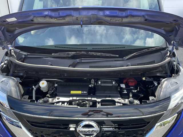 日産 ルークス HWS Gターボ プロパイロットED 山口県 2020(令2)年 4.4万km アトランティックブルー 純正9インチSDナビ【MM319D-L】/・AM/FM/USB/CD/DVD/Bluetooth/フルセグテレビ/アラウンドビューモニター/ETC/ドライブレコーダー/本革巻きステアリング/ステアリングスイッチ/ハンズフリーフォン/サイドターンランプ付電動格納式リモコンカラードドアミラー/ディスプレイ付自動防眩式ルームミラー/プラズマクラスター技術搭載リヤシーリングファン/アイドリングストップ/純正フロアマット/15インチ純正アルミホイール/電動パーキングブレーキ/オートブレーキホールド/両側パワースライドドア/LEDヘッドランプ/フォグランプ/オートライト/スマートキー・スペアキー有/プッシュアップスタート/ドアバイザー/プロパイロット/フロント&バックソナー/インテリジェント エマージェンシーブレーキ/ふらつき警報/車線逸脱防止支援システム/SOSコール/盗難防止装置