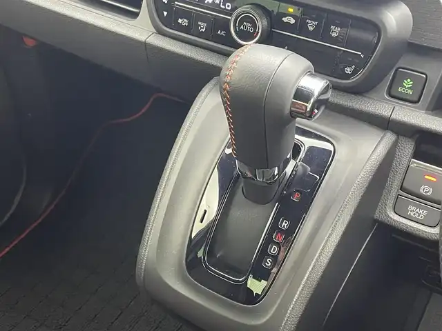 ホンダ Ｎ ＯＮＥ RS 茨城県 2022(令4)年 0.4万km ブリティッシュグリーンP 純正8型ナビ/バックカメラ/フルセグ/衝突被害軽減ブレーキ/車線逸脱抑制装置/レーダークルーズコントロール/オートマチックハイビーム/クリアランスソナー/ETC/ドラレコ/シートヒーター/純正15インチAW/LEDヘッドライト/スマートキー