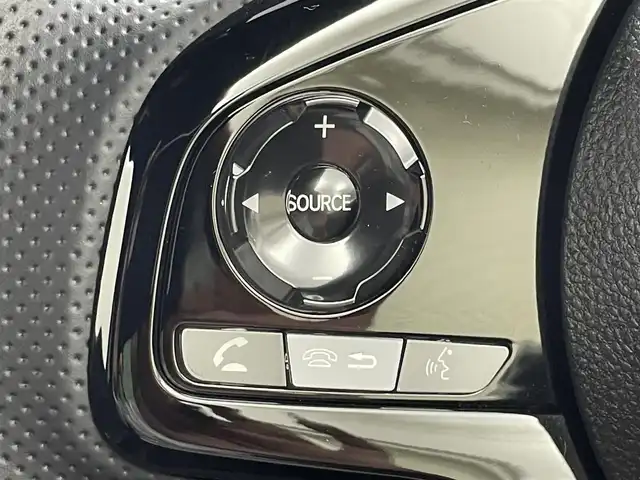 ホンダ Ｎ ＯＮＥ RS 茨城県 2022(令4)年 0.4万km ブリティッシュグリーンP 純正8型ナビ/バックカメラ/フルセグ/衝突被害軽減ブレーキ/車線逸脱抑制装置/レーダークルーズコントロール/オートマチックハイビーム/クリアランスソナー/ETC/ドラレコ/シートヒーター/純正15インチAW/LEDヘッドライト/スマートキー