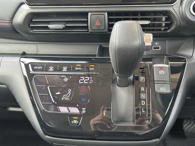 日産 デイズ HWS G ターボ プロパイロットED 静岡県 2023(令5)年 0.7万km ＬグリーンＭ 純正メモリナビ/・フルセグＴＶ/・Bluetooth/・HDMI/・AM/・FM/主要装備/・プロパイロット/・衝突軽減/・レーンキープ/・追従クルコン/・BSM/・コーナーセンサー前後/・全方位カメラ/・ドラレコ前/・ステアリングリモコン/・電動パーキングブレーキ/・オートホールド/・LEDヘッドライト/・オートハイビーム/・フォグランプ/・スマートキー/・プッシュスタート