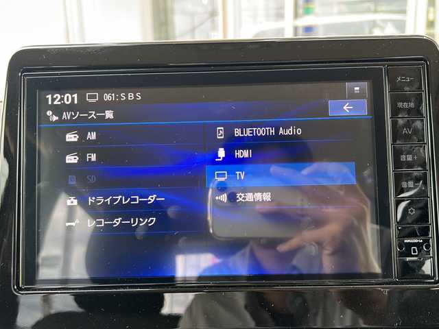 日産 デイズ HWS G ターボ プロパイロットED 静岡県 2023(令5)年 0.7万km ＬグリーンＭ 純正メモリナビ/・フルセグＴＶ/・Bluetooth/・HDMI/・AM/・FM/主要装備/・プロパイロット/・衝突軽減/・レーンキープ/・追従クルコン/・BSM/・コーナーセンサー前後/・全方位カメラ/・ドラレコ前/・ステアリングリモコン/・電動パーキングブレーキ/・オートホールド/・LEDヘッドライト/・オートハイビーム/・フォグランプ/・スマートキー/・プッシュスタート