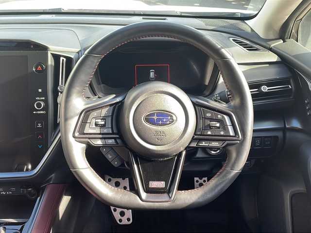 スバル レヴォーグ 1．8STIスポーツ EX 青森県 2020(令2)年 7万km クリスタルホワイトP ・4WD/・レザーシート/・ターボ/・純正メモリーナビ/・フルセグTV/BT/DVD/USB/・衝突軽減装置/・横滑り抑制装置/・レーンキープアシスト/・バック・サイドカメラ/・D＋N席シートヒーター/・D＋N席パワーシート/・パワーバックドア/・レーダークルーズコントロール/・オートライト/・オートハイビーム/・パドルシフト/・純正フロアマット/・LEDヘッドライト/・ETC/・ドライブレコーダー/・スペアキー/・純正AW18インチ/・保証書、取説