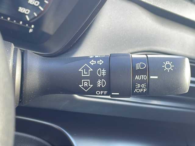 スバル レヴォーグ 1．8STIスポーツ EX 青森県 2020(令2)年 7万km クリスタルホワイトP ・4WD/・レザーシート/・ターボ/・純正メモリーナビ/・フルセグTV/BT/DVD/USB/・衝突軽減装置/・横滑り抑制装置/・レーンキープアシスト/・バック・サイドカメラ/・D＋N席シートヒーター/・D＋N席パワーシート/・パワーバックドア/・レーダークルーズコントロール/・オートライト/・オートハイビーム/・パドルシフト/・純正フロアマット/・LEDヘッドライト/・ETC/・ドライブレコーダー/・スペアキー/・純正AW18インチ/・保証書、取説