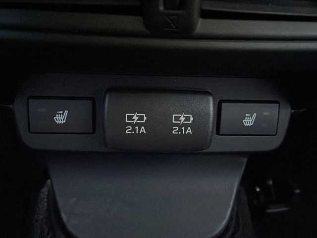 スバル レヴォーグ 1．8STIスポーツ EX 青森県 2020(令2)年 7万km クリスタルホワイトP ・4WD/・レザーシート/・ターボ/・純正メモリーナビ/・フルセグTV/BT/DVD/USB/・衝突軽減装置/・横滑り抑制装置/・レーンキープアシスト/・バック・サイドカメラ/・D＋N席シートヒーター/・D＋N席パワーシート/・パワーバックドア/・レーダークルーズコントロール/・オートライト/・オートハイビーム/・パドルシフト/・純正フロアマット/・LEDヘッドライト/・ETC/・ドライブレコーダー/・スペアキー/・純正AW18インチ/・保証書、取説