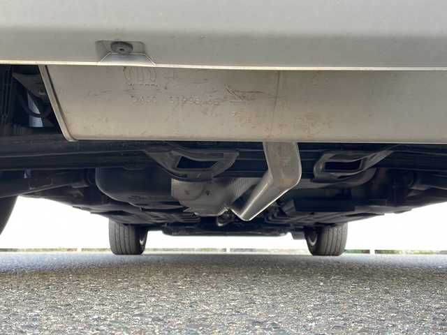 クライスラー・ジープ ジープ レネゲード リミテッド 岩手県 2017(平29)年 7.1万km ベージュ ブラインドスポットモニター　ルーフレール　バックカメラ　ディスプレイオーディオ　ＦＭ／ＡＭ　ＡＵＸ　パワーシート　シートヒーター　ステアリングヒーター　純正フロアマット　コーナーセンサー　ＨＩＤライト