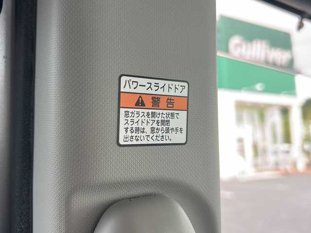 トヨタ ルーミー X S 千葉県 2018(平30)年 9.2万km ブライトシルバーM 純正SDナビ（NSCD-66）/BlueTooth接続/ワンセグテレビ/CD/SD/AUX/バックカメラ/衝突軽減ブレーキ/片側パワースライドドア/スタッドレスタイヤ（165/R65/14）/アイドリングストップ/プッシュスタート/スマートキー/ウォークスルー/ドライブレコーダー（HDR 203G）/ドアバイザー/ETC/純正フロアマット/取扱説明書/保証書