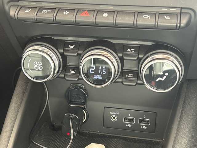 ルノー ルノー キャプチャー インテンス テックパック 愛知県 2022(令4)年 5.4万km 赤Ⅱ /カラーコード(XPA)/(ルージュフラムM+ノワールエトワールM)//ワンオーナー//純ディスプレイオーディオ/(Radio/Bluetooth/USB)/(AppleCarPlay/AndroidAuto)//黒レザーシート/(前席シートヒーター)/(D席パワーシート)//アラウンドビューカメラ//レーダークルーズコントロール//アクティブブレーキ//車間距離警告//標識認識//レーンキープアシスト//死角警告//コーナーセンサー//前後ドライブレコーダー//ＥＴＣ//パドルシフト//ステアリングヒーター//スマートキー//スペアキーx1//電動パーキングブレーキ//ＬＥＤヘッドライト