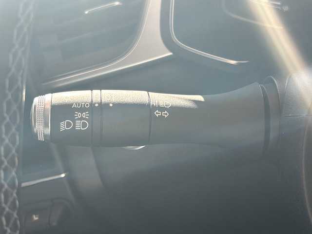 ルノー ルノー キャプチャー インテンス テックパック 愛知県 2022(令4)年 5.4万km 赤Ⅱ /カラーコード(XPA)/(ルージュフラムM+ノワールエトワールM)//ワンオーナー//純ディスプレイオーディオ/(Radio/Bluetooth/USB)/(AppleCarPlay/AndroidAuto)//黒レザーシート/(前席シートヒーター)/(D席パワーシート)//アラウンドビューカメラ//レーダークルーズコントロール//アクティブブレーキ//車間距離警告//標識認識//レーンキープアシスト//死角警告//コーナーセンサー//前後ドライブレコーダー//ＥＴＣ//パドルシフト//ステアリングヒーター//スマートキー//スペアキーx1//電動パーキングブレーキ//ＬＥＤヘッドライト