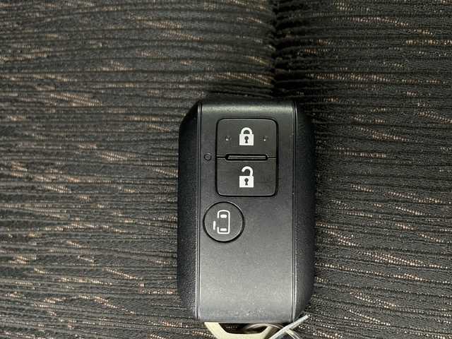 スズキ スペーシア カスタム HYBRID GS 千葉県 2019(平31)年 2.3万km スチールシルバーM デュアルセンサーブレーキサポート/純正メモリナビ/(CD/DVD/BT/フルセグ)/片側パワースライドドア/LEDオートライト/オートハイビーム/シートヒーター/純正14インチAW/バックソナー/ドライブレコーダー/レーンアシスト/ステアリングスイッチ/アイドリングストップ/横滑り防止装置/サイドエアバッグ/スマートキー