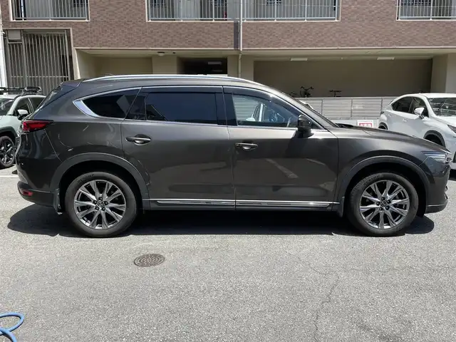 マツダ ＣＸ－８ 25T Lパッケージ 大阪府 2020(令2)年 5.3万km チタニウムフラッシュマイカ BOSEスピーカー/電動スライドガラスサンルーフ/ルーフレール/全方位カメラ/バックカメラ/フルセグテレビ　（CD／DVD／BT）/i-ACTIVSENSE/・アダプティブLEDヘッドライト/・交通標識認識システム/・ドライバーアテンションアラート/・レーンキープアシストシステム/・車線逸脱警報システム/・ブラインドスポット/・アドバンストスマートシティーブレーキサポート/・スマートシティブレーキサポート/・ヒルローンチアシスト/クルーズコントロール追従走行アリ/シートヒーター（1列目／2列目）/革巻きステアリング/ステアリングヒーター/前後ドライブレコーダー/ETC/USB（前席2個／2列目2個／3列目2個）/ISOFIX