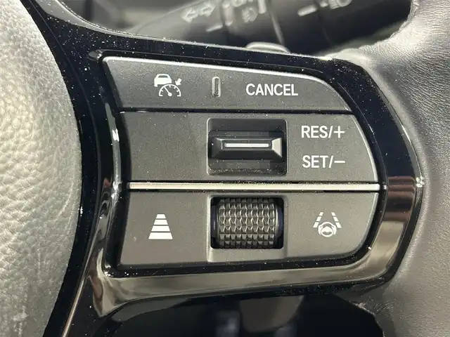 ホンダ ステップワゴン スパーダ eHEV プレミアムライン 愛知県 2022(令4)年 1.7万km トワイライトミストブラックパール 純正9インチナビ/（AM/FM/CD/DVD/USB/Bluetooth/フルセグTV）/両側電動スライドドア/ホンダセンシング/・レーダークルーズコントロール/・レーンキープアシスト/・ブラインドスポットモニター/・パーキングセンサー/・衝突軽減ブレーキ/・標識認識機能/アラウンドビューモニター/LEDヘッドライト/1列目・2列目シートヒーター/ETC/バックカメラ/ドライブレコーダー/ブラインドスポットモニター/電動リアゲート/プッシュスタート/コーナーセンサー/パドルシフト/2列目オットマン/スマートキー/ミュージックサーバー/ミュージックプレイヤー接続/オートライト