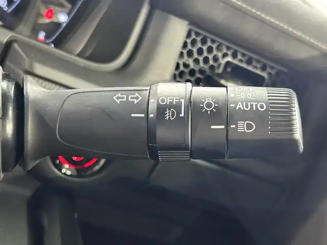 ホンダ ステップワゴン スパーダ eHEV プレミアムライン 愛知県 2022(令4)年 1.7万km トワイライトミストブラックパール 純正9インチナビ/（AM/FM/CD/DVD/USB/Bluetooth/フルセグTV）/両側電動スライドドア/ホンダセンシング/・レーダークルーズコントロール/・レーンキープアシスト/・ブラインドスポットモニター/・パーキングセンサー/・衝突軽減ブレーキ/・標識認識機能/アラウンドビューモニター/LEDヘッドライト/1列目・2列目シートヒーター/ETC/バックカメラ/ドライブレコーダー/ブラインドスポットモニター/電動リアゲート/プッシュスタート/コーナーセンサー/パドルシフト/2列目オットマン/スマートキー/ミュージックサーバー/ミュージックプレイヤー接続/オートライト