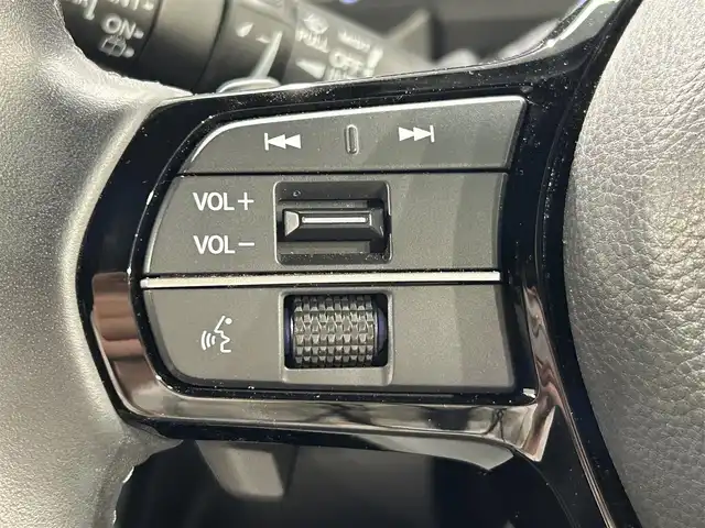 ホンダ ステップワゴン スパーダ eHEV プレミアムライン 愛知県 2022(令4)年 1.7万km トワイライトミストブラックパール 純正9インチナビ/（AM/FM/CD/DVD/USB/Bluetooth/フルセグTV）/両側電動スライドドア/ホンダセンシング/・レーダークルーズコントロール/・レーンキープアシスト/・ブラインドスポットモニター/・パーキングセンサー/・衝突軽減ブレーキ/・標識認識機能/アラウンドビューモニター/LEDヘッドライト/1列目・2列目シートヒーター/ETC/バックカメラ/ドライブレコーダー/ブラインドスポットモニター/電動リアゲート/プッシュスタート/コーナーセンサー/パドルシフト/2列目オットマン/スマートキー/ミュージックサーバー/ミュージックプレイヤー接続/オートライト