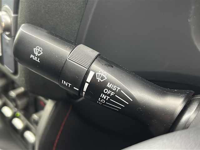 トヨタ ８６ GT リミテッド 愛知県 2012(平24)年 5.9万km レッドマイカM/グレーM 禁煙車/6速MT/純正7インチナビ/（AM/FM/CD/DVD/Bluetooth/フルセグTV）/バックカメラ/シートヒーター/ETC/スマートキー/プッシュスタート/純正フロアマット/純正アルミホイール/横滑り防止装置