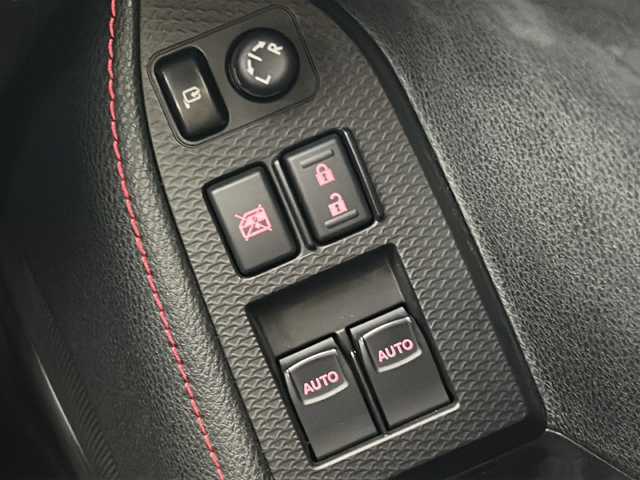 トヨタ ８６ GT リミテッド 愛知県 2012(平24)年 5.9万km レッドマイカM/グレーM 禁煙車/6速MT/純正7インチナビ/（AM/FM/CD/DVD/Bluetooth/フルセグTV）/バックカメラ/シートヒーター/ETC/スマートキー/プッシュスタート/純正フロアマット/純正アルミホイール/横滑り防止装置