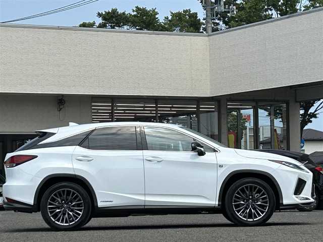 レクサス ＲＸ 450h Fスポーツ 宮城県 2020(令2)年 7.6万km ホワイトノーヴァガラスフレーク ワンオーナー/純正メーカーオプションナビ/フルセグTV/FM・AM/Bluetooth/AUX/CD・DVD/SD/サンルーフ/車外カメラ左側面/ヘッドアップディスプレイ/パワーシートDN席/全席シートヒーター/シートクーラーDN席/シートメモリー/ステアリングヒーター/パドルシフト/電動パーキングブレーキ/ブレーキホールド/電動リヤゲート/後席サンシェード/純正フロアマット/純正エンジンスターター/純正カードキー/ビルトインETC2.0/レーダークルーズコントロール/ブラインドスポットモニター/プリクラッシュセーフティ/レーントレーシングアシスト/横滑り防止