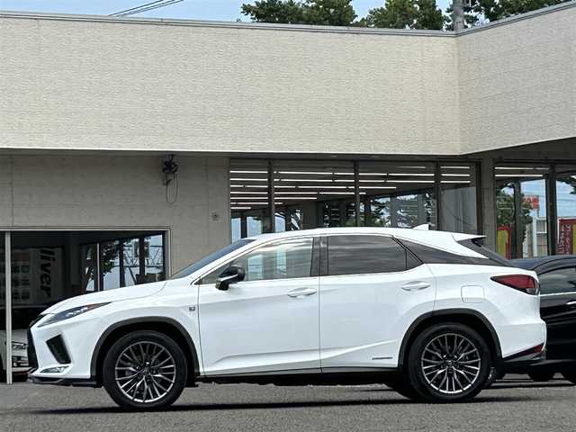 レクサス ＲＸ 450h Fスポーツ 宮城県 2020(令2)年 7.6万km ホワイトノーヴァガラスフレーク ワンオーナー/純正メーカーオプションナビ/フルセグTV/FM・AM/Bluetooth/AUX/CD・DVD/SD/サンルーフ/車外カメラ左側面/ヘッドアップディスプレイ/パワーシートDN席/全席シートヒーター/シートクーラーDN席/シートメモリー/ステアリングヒーター/パドルシフト/電動パーキングブレーキ/ブレーキホールド/電動リヤゲート/後席サンシェード/純正フロアマット/純正エンジンスターター/純正カードキー/ビルトインETC2.0/レーダークルーズコントロール/ブラインドスポットモニター/プリクラッシュセーフティ/レーントレーシングアシスト/横滑り防止
