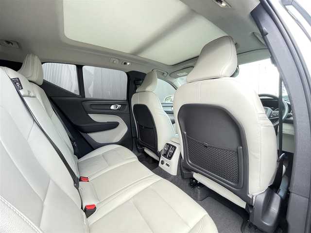 ボルボ ＸＣ４０ リチャージPHV T5 インスクリプション 長野県 2020(令2)年 3.5万km 白 純ナビ/革シート /BSM /ACC /AFS /純正19AW /全周囲カメラ /自動駐車 /自動発車 /サンルーフ/LEDヘッドライト /Pシート/シートヒーター(D/N)/スピーカー(harman/kardon)