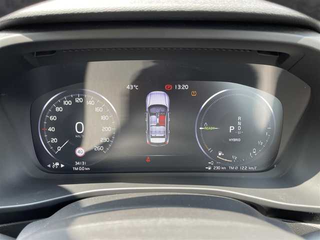 ボルボ ＸＣ４０ リチャージPHV T5 インスクリプション 長野県 2020(令2)年 3.5万km 白 純ナビ/革シート /BSM /ACC /AFS /純正19AW /全周囲カメラ /自動駐車 /自動発車 /サンルーフ/LEDヘッドライト /Pシート/シートヒーター(D/N)/スピーカー(harman/kardon)