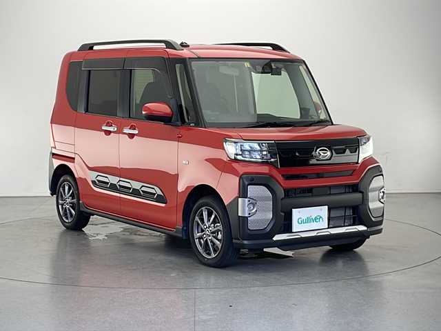 ダイハツ タント ファンクロス 長野県 2023(令5)年 3.5万km コンパーノレッド スマートアシスト/衝突回避支援ブレーキ/車線逸脱抑制制御機能/車線逸脱警報機能/路側逸脱警報機能/ふらつき警報/先行車発進お知らせ機能/オートハイビーム/サイドビューランプ/社外SDナビ/バックカメラ/ETC/両側パワースライド/４WD/前席シートヒーター/ステリングスイッチ/ドアバイザー/フロアマット/純正AW