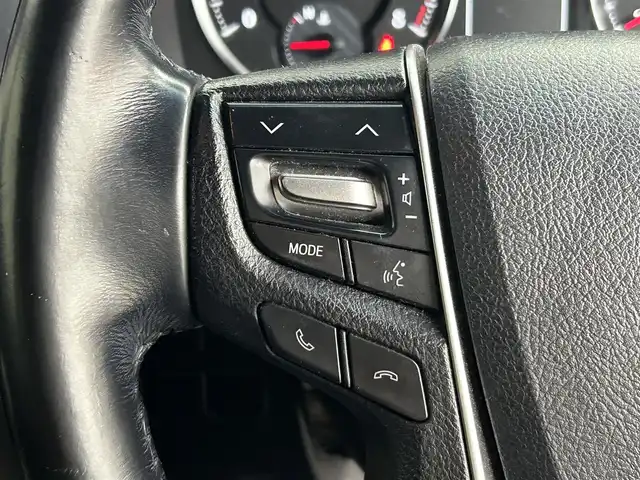 トヨタ ヴェルファイア 2.5Z Aエディデョン ゴールデンアイズ 道央・札幌 2017(平29)年 10.4万km ブラック ・ワンオーナー車/・４WD/・寒冷地仕様/・アルパインナビゲーション（EX11V）/　CD/DVD/フルセグ/SD/BT/・アルパイン12.8インチフリップダウンモニター/   （プラズマクラスター付）/・社外ドライブレコーダー前後（ZDR025）/・ビルトインETC/・レーダー探知機/・両側パワースライドドア/・オートブレーキホールド/・レーダークルーズコントロール/・インテリジェントクリアランスソナー/・ハーフレザーシート/・F/Rフォグランプ/・リモートスタート一体型スマートキー/・プッシュスタート/・スペアキー１本/・純正AW18インチ＋夏タイヤ/・社外AW16インチ＋冬タイヤ積込/・保証書付き/・取説付き/・MTモード付AT/・電動格納ウィンカーミラー/・ステアリングスイッチ/・nanoe