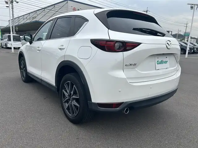 マツダ ＣＸ－５ XD プロアクティブ 岡山県 2017(平29)年 6.6万km スノーフレイクホワイトパールマイカ 衝突軽減ブレーキ/純正ナビ（AM.FM.BT.フルセグ.CDDVD）/バックビューモニター/アイドリングストップ/コーナーセンサー/レーンディパーチャアラート/アダプティブクルーズコントロール/ステアリングヒーター/シートヒーター/パワーバックドア/電子パーキングシステム/ドライブレコーダー/純正19インチアルミホイール/プッシュスタート/スマートキー