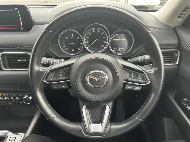マツダ ＣＸ－５ XD プロアクティブ 岡山県 2017(平29)年 6.6万km スノーフレイクホワイトパールマイカ 衝突軽減ブレーキ/純正ナビ（AM.FM.BT.フルセグ.CDDVD）/バックビューモニター/アイドリングストップ/コーナーセンサー/レーンディパーチャアラート/アダプティブクルーズコントロール/ステアリングヒーター/シートヒーター/パワーバックドア/電子パーキングシステム/ドライブレコーダー/純正19インチアルミホイール/プッシュスタート/スマートキー