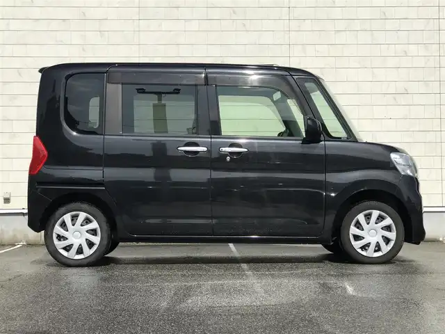 ダイハツ タント X SA 富山県 2014(平26)年 3.9万km ブラックマイカメタリック カーオーディオ/衝突被害軽減ブレーキ/横滑り防止装置/片側パワースライドドア/プッシュスタート/スマートキー/オートライト/アイドリングストップ/ヘッドライトレベライザー/ドアバイザー/ベンチシート
