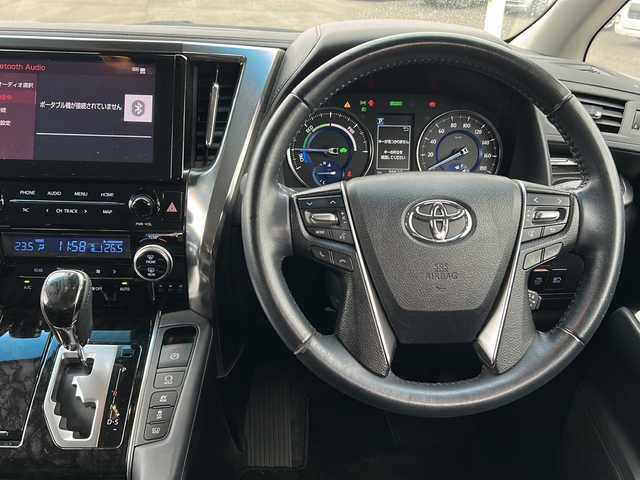 トヨタ アルファードハイブリット S 茨城県 2020(令2)年 4万km ブラック ワンオーナー/4WD/メーカーOP純正ナビ/　　【BT、CD、DVD】/バックカメラ/両側パワースライドドア/トヨタセーフティセンス/プリクラッシュセーフティ/レーントレーシングアシスト/クリアランスソナー/パーキングサポートブレーキ/ロードサインアシスト/純正17インチAW/LEDオートライト/純正フロアマット/ETC2.0/前後ドライブレコーダー/フリップダウンモニター/スマートキー/プッシュスタート/取扱説明書
