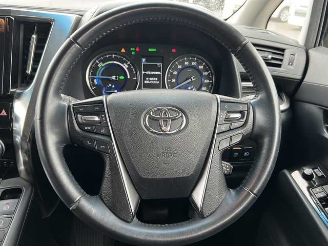トヨタ アルファードハイブリット S 茨城県 2020(令2)年 4万km ブラック ワンオーナー/4WD/メーカーOP純正ナビ/　　【BT、CD、DVD】/バックカメラ/両側パワースライドドア/トヨタセーフティセンス/プリクラッシュセーフティ/レーントレーシングアシスト/クリアランスソナー/パーキングサポートブレーキ/ロードサインアシスト/純正17インチAW/LEDオートライト/純正フロアマット/ETC2.0/前後ドライブレコーダー/フリップダウンモニター/スマートキー/プッシュスタート/取扱説明書