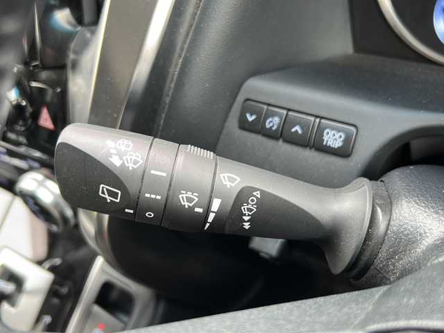 トヨタ アルファードハイブリット S 茨城県 2020(令2)年 4万km ブラック ワンオーナー/4WD/メーカーOP純正ナビ/　　【BT、CD、DVD】/バックカメラ/両側パワースライドドア/トヨタセーフティセンス/プリクラッシュセーフティ/レーントレーシングアシスト/クリアランスソナー/パーキングサポートブレーキ/ロードサインアシスト/純正17インチAW/LEDオートライト/純正フロアマット/ETC2.0/前後ドライブレコーダー/フリップダウンモニター/スマートキー/プッシュスタート/取扱説明書