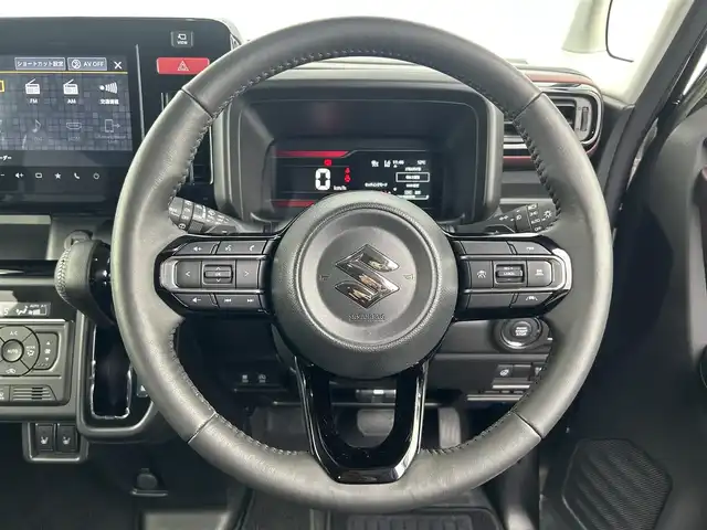 スズキ スペーシア カスタム HYBRID XS ターボ 熊本県 2024(令6)年 0.3万km スチールシルバーメタリック/ブルーイッシュブラックパール ワンオーナー/純正ナビ/・AM/FM/CD/DVD/USB/BT/・AppleCarPlay/AndroidAuto/・フルセグTV/全周囲カメラ/・フロント/サイド/バック/デュアルセンサーブレーキサポート/車線逸脱抑制機能/アダプティブクルーズコントロール/標識認識機能/先行車発進お知らせ機能/ヘッドアップディスプレイ/オートマチックハイビーム/前後コーナーセンサー/革巻きステアリング/・ステアリングリモコン/・ステアリングヒーター/・パドルシフト/ハーフレザーシート/・D/N席シートヒーター/オートライト/・LEDライト/・フォグランプ/・ヘッドライトレベライザー/ビルトインETC/前方ドライブレコーダー/電動格納ミラー/・ウィンカーミラー/ドアバイザー/純正フロアマット/純正アルミホイール/スマートキー/・スペアキー