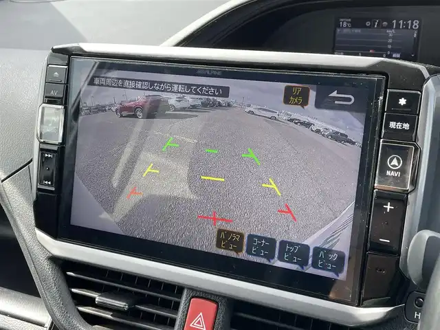 トヨタ ノア Si ダブルバイビーⅢ 新潟県 2021(令3)年 6.8万km ホワイトパールクリスタルシャイン 4WD/社外11インチメモリナビ(EX11NX)/CD/DVD/BT/フルセグテレビ/バックカメラ/ETC/フリップダウンモニター/衝突被害軽減ブレーキ/レーンキープアシスト/クルーズコントロール/両側パワースライドドア/半革シート/ステアリングスイッチ/スマートキー/プッシュスタート/LEDヘッドライト/オートライト/フォグランプ/社外18インチアルミホイール/純正16インチAW冬タイヤ車載