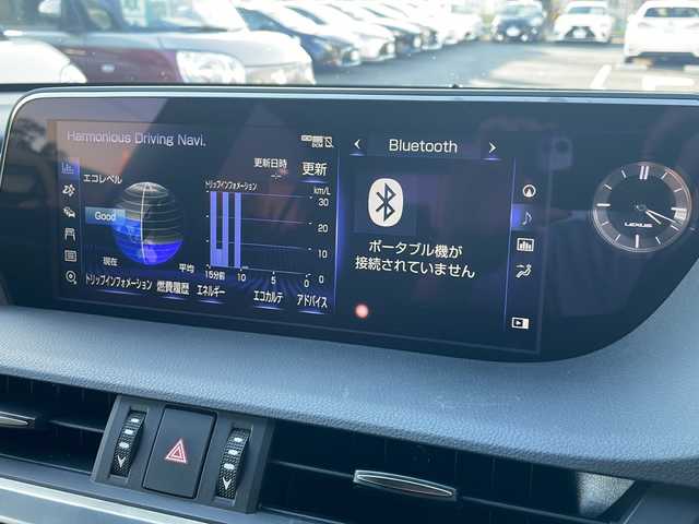 レクサス ＥＳ 300h Fスポーツ 広島県 2020(令2)年 10.4万km ホワイトノーヴァガラスフレーク 禁煙/黒革シート/レクサスセーフティ/・プリクラッシュセーフティ/・レーンディパーチャーアラート/・レーントレーシングアシスト/・オートマチックハイビーム/・先行車発進告知/・ロードサインアシスト/BSM/クリアランスソナー/ヘッドアップディスプレイ/サンルーフ/純正ナビ/・フルセグ/CD/DVD/Blu-ray/BT/・USB/AUX/SD/サウンドトラック/AppleCarPlay/バックカメラ/革巻きステアリング/ステアリングスイッチ/ステアリングヒーター/オートライト/シートヒーター／ベンチレーション/純正ドライブレコーダー（DRT-H68A）/ＥＴＣ２．０/３眼ＬＥＤヘッドライト/シーケンシャルターンランプ/パワーシート/シートメモリー/純正フロアマット/ナンバーフレーム/カードキー/純正19インチアルミホイール