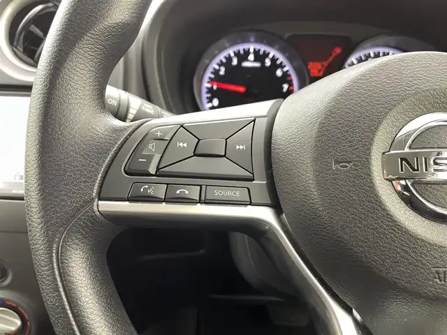 日産 ノート X 熊本県 2019(令1)年 2.5万km 黒 純正ナビMJ119D-W（ＣＤ・ＤＶＤ・フルセグ・ＢＴ）/バックカメラ　/ＥＴＣ　/前後クリアランスソナー　/エマージェンシーブレーキ　/レーンキープアシスト　/横滑り防止　/アイドリングストップ　/社外フロアマット　/電動格納ミラー/オートライト/スマートキー/プッシュスタート/スペアキー1本