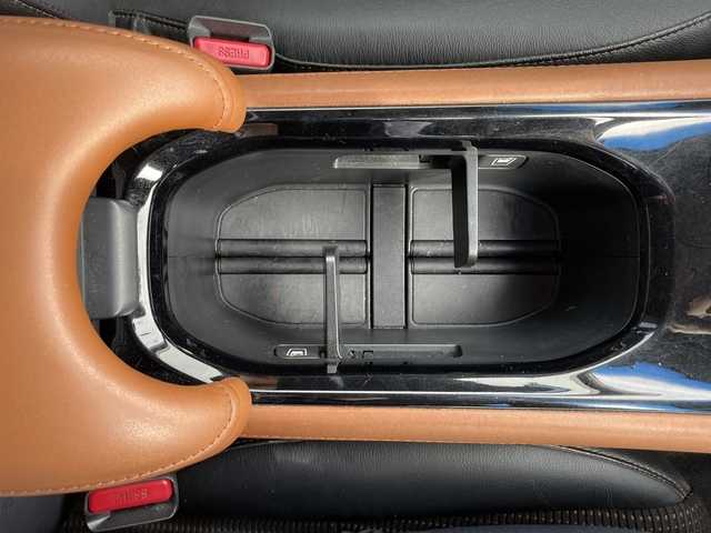 ホンダ ヴェゼル ハイブリッド 宮城県 2014(平26)年 9.7万km ルーセブラックM (株)IDOMが運営する【じしゃロン仙台店】の自社ローン専用車両になりますこちらは現金またはオートローンご利用時の価格です。自社ローンご希望の方は別途その旨お申付け下さい/carozzeriaナビ/フルセグ（走行中視聴可能）/Bluetooth/ドラレコ/ETC/LEDヘッドライト/ハーフレザー/フロアマット→無限