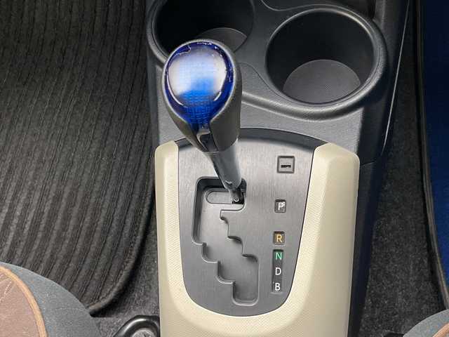 トヨタ アクア G 愛知県 2012(平24)年 6.1万km ブラックマイカ モデリスタエアロ/ALPINE8型ナビ/バックカメラ/シートヒーター/LEDヘッドライト/オートライト/ETC/フルセグ/CD DVD/Bluetooth/ステアリングスイッチ/スマートキー/プッシュスタート