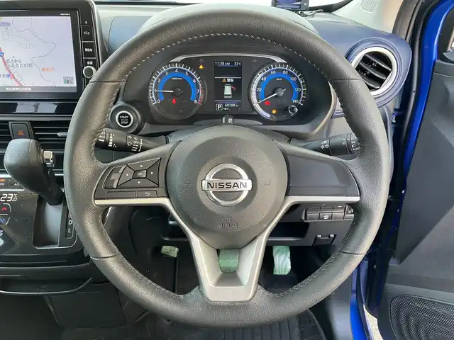 日産 デイズ ハイウェイスターX 高知県 2019(令1)年 6.1万km オーシャンブルーP 純正９型ナビ　/フルセグＴＶ　/Bluetooth接続/バックカメラ　/エマージェンシーブレーキ　/衝突軽減　/ナビ連動ドラレコ　/プッシュスタート　/ＬＥＤオートライト　/フォグランプ　/純正ＡＷ　/保証書/取扱説明書/アイドリングストップ