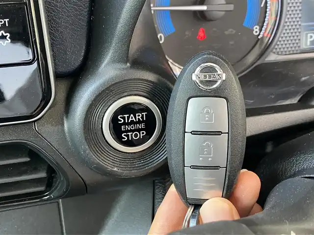 日産 デイズ ハイウェイスターX 高知県 2019(令1)年 6.1万km オーシャンブルーP 純正９型ナビ　/フルセグＴＶ　/Bluetooth接続/バックカメラ　/エマージェンシーブレーキ　/衝突軽減　/ナビ連動ドラレコ　/プッシュスタート　/ＬＥＤオートライト　/フォグランプ　/純正ＡＷ　/保証書/取扱説明書/アイドリングストップ