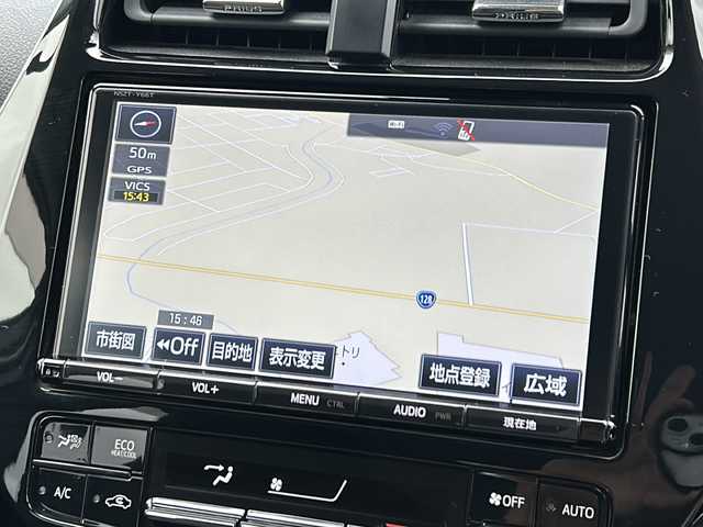 トヨタ プリウス Sセーフティプラス 千葉県 2018(平30)年 5.3万km ホワイトパールクリスタルシャイン 純正９インチナビＮＳＺＴ－Ｙ６６Ｔ　バックカメラ  クルコン　PCS AHB パーキングアシスト　コーナーセンサー　地デジ　ビルトインＥＴＣ　ＤＶＤ　ＣＤ　革巻ステアリング　オートライト　ＬＥＤライト/純正９インチナビ/Ｂカメ/レーダークルコン/パーキングアシスト/コーナーセンサー/地デジ/ビルトインＥＴＣ/ＤＶＤ/ＣＤ/革巻ステアリング/オートライト/ＬＥＤライト/純正フロアマット/純正ホイール