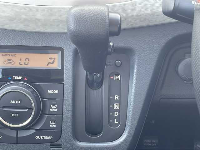 スズキ ワゴンＲ FZ 三重県 2014(平26)年 7.2万km ブルーイッシュブラックパール3 ETC/社外SDナビ（CD/ワンセグTV）/社外ドライブレコーダー/電動格納ミラー/アイドリングストップ/プッシュスタート/スマートキー/衝突軽減ブレーキ/シートヒーター/シートカバー/レベライザー/ステアリングリモコン/ウィンカーミラー/フロアマット/ドアバイザー/電動格納ミラー/禁煙車