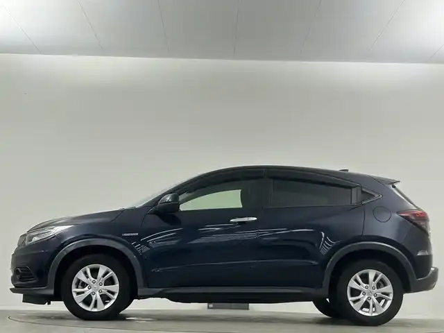 ホンダ ヴェゼル ハイブリッド X ホンダセンシング 埼玉県 2020(令2)年 5.1万km ミッドナイトブルービームM 純正８型ナビ　バックカメラ　Ｂｌｕｅｔｏｏｔｈ　ＨＤＭＩ　フルセグＴＶ　カロッツェリア９型リアモニター 追従クルコン レーンアシスト 前後ドライブレコーダー スペアキー パドルシフト