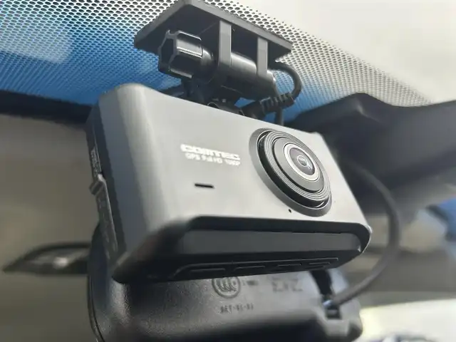 ホンダ ヴェゼル ハイブリッド X ホンダセンシング 埼玉県 2020(令2)年 5.1万km ミッドナイトブルービームM 純正８型ナビ　バックカメラ　Ｂｌｕｅｔｏｏｔｈ　ＨＤＭＩ　フルセグＴＶ　カロッツェリア９型リアモニター 追従クルコン レーンアシスト 前後ドライブレコーダー スペアキー パドルシフト