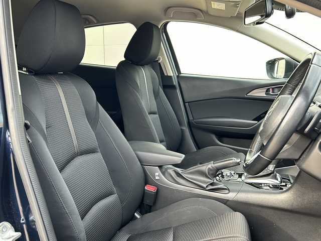 マツダ アクセラ スポーツ 15S プロアクティブ 鳥取県 2017(平29)年 8.3万km ディープクリスタルブルーマイカ スマートキーx2個/プリクラッシュセーフティ/レーンデパーチャー/レーダークルーズ/クリアランスソナー/ヘッドアップディスプレイ/ドライブレコーダー/オートクルーズコントロール/オートハイビーム/マツダコネクトナビ/フルセグ・Bluetooth/バックカメラ/スポーツモード/パドルシフト/オートワイパー/純正AWラジアル4本積込/保証書・取説